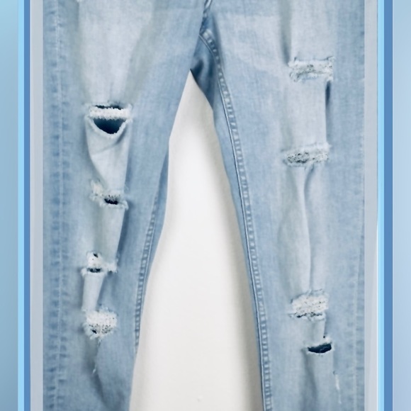 🔥LOWEST SALE🔥NWT H&M Super SEXY Jeans Skinny Stretch Ripped Distressed Sz 4 - Picture 3 of 6